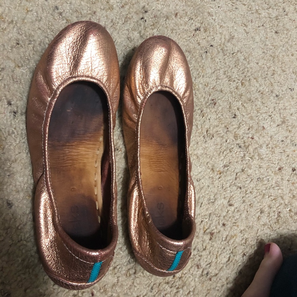 Size 9 Rose Gold Glam (RGG) Tieks